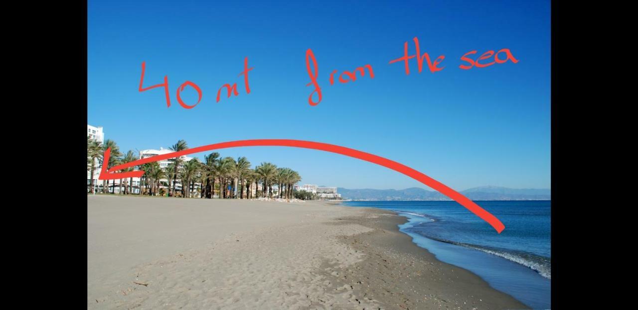 Apartamento Duplex Frente Al Mar Paseo Maritimo Torremolinos Apartman Kültér fotó