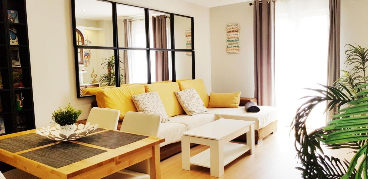 Apartamento Duplex Frente Al Mar Paseo Maritimo Torremolinos Apartman Kültér fotó