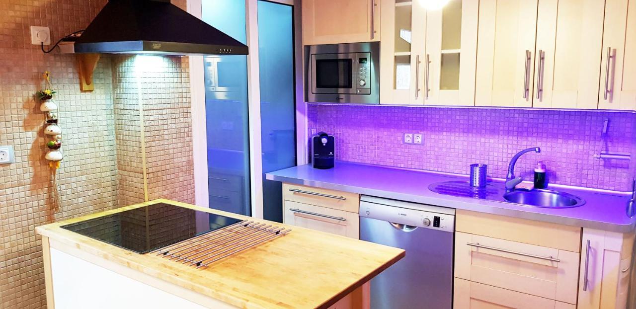 Apartamento Duplex Frente Al Mar Paseo Maritimo Torremolinos Apartman Kültér fotó
